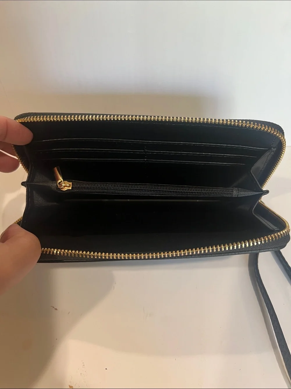 GG Collection black pebbled